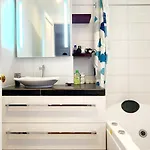 Charming Nest In Paris-pont Cardinet * Παρίσι