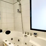Διαμέρισμα Charming Nest In Paris-pont Cardinet *
