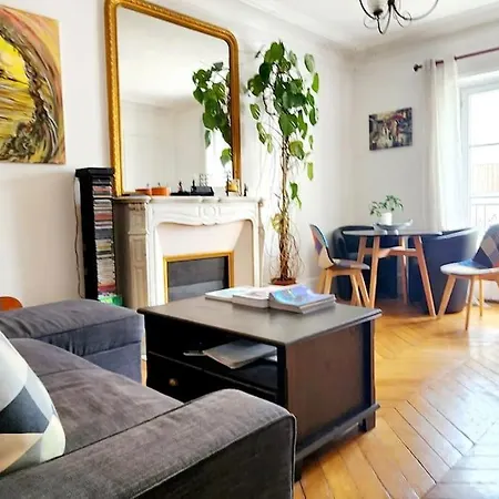 Charming Nest In Paris-pont Cardinet *