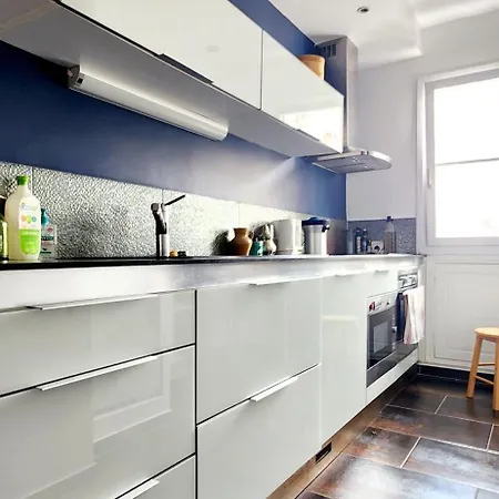 Charming Nest In Paris-pont Cardinet