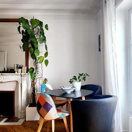 Charming Nest In Paris-pont Cardinet Daire *